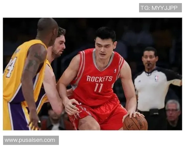 长春姚明像揭示篮球精神与城市文化交融的美丽瞬间