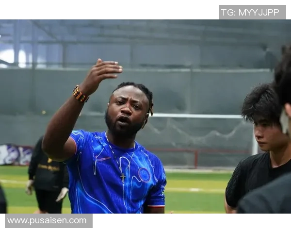 布偶足球明星盘点:那些在绿茵场上闪耀的可爱角色们 布偶足球明星盘点:那些在绿茵场上闪耀的可爱角色们