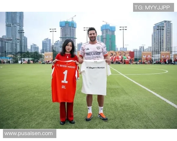 谢羽足球明星图揭示了他在绿茵场上的辉煌成就与不懈追求的故事